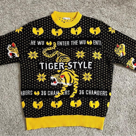🔴 Wu-Tang Sweater Size XL Hulu x WuTang Collab Xmas Christmas Ghostface Killah - Picture 2 of 12